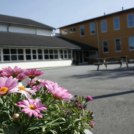 Gjestgiverier Rødde Sommerhotell *